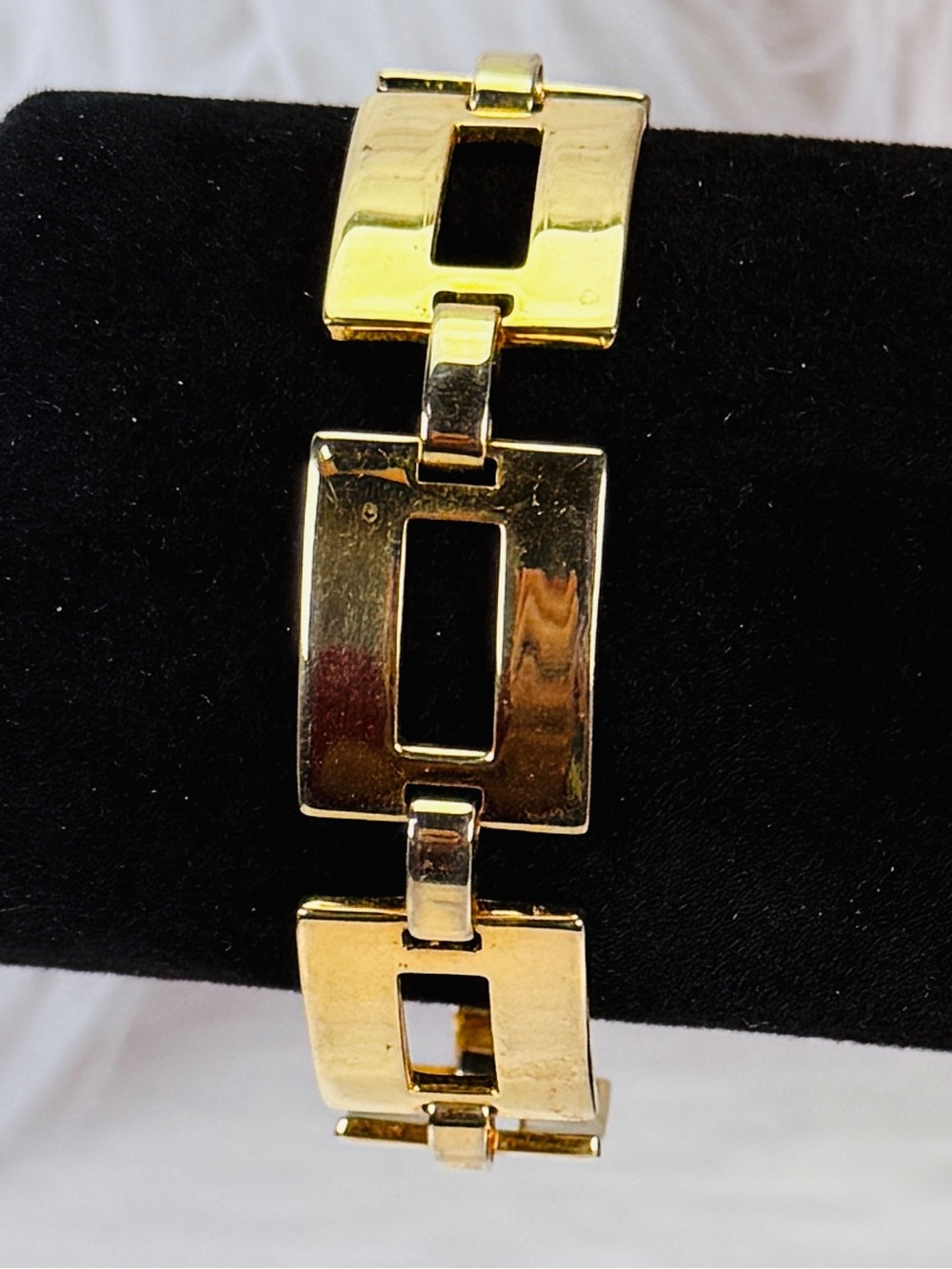 Vintage Goldtone rectangle square chain link Bracelet - Picture 8 of 8